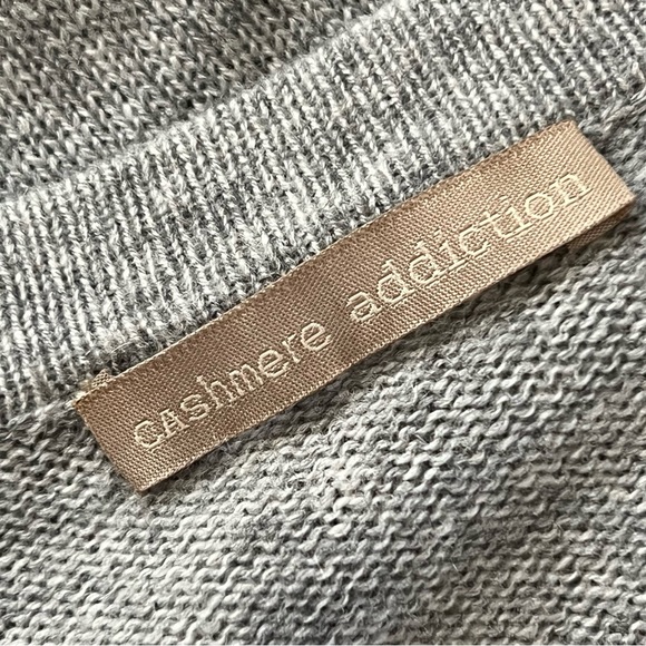 Cashmere Addiction Grey 100% Cashmere Button Up Cardigan - Size M (EUC) - Picture 6 of 9